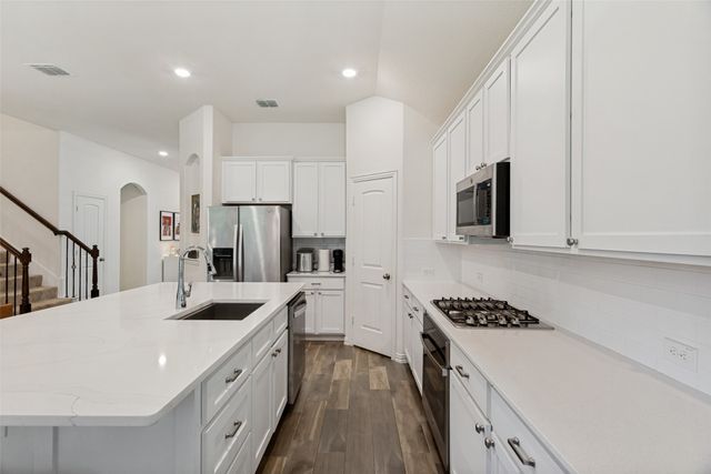5556 Vaquero Road, Fort Worth, TX 76126