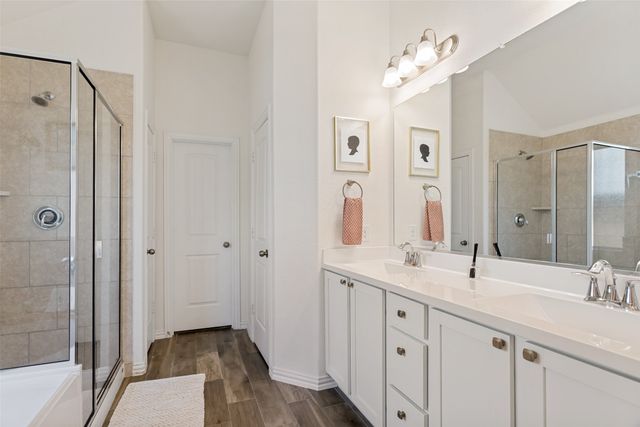 5556 Vaquero Road, Fort Worth, TX 76126