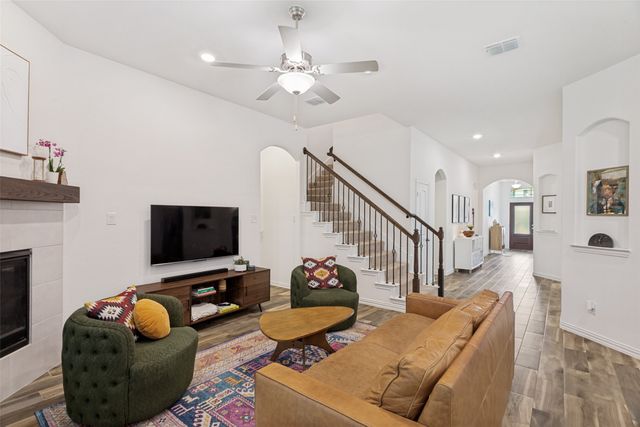 5556 Vaquero Road, Fort Worth, TX 76126