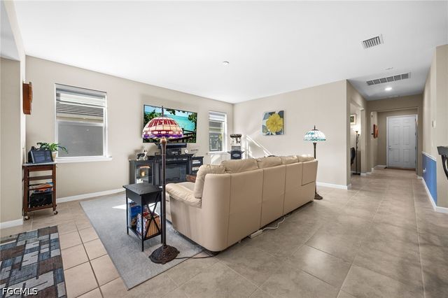 7079 Chapel Creek LN, North Fort Myers, FL 33917