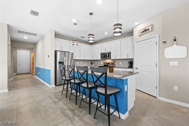 7079 Chapel Creek LN, North Fort Myers, FL 33917