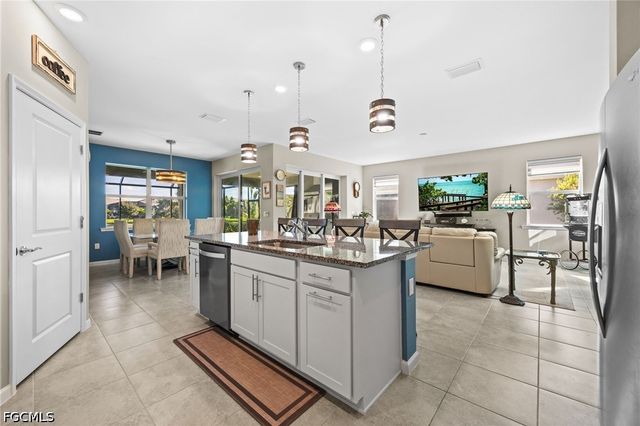 7079 Chapel Creek LN, North Fort Myers, FL 33917