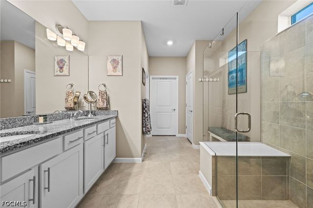 7079 Chapel Creek LN, North Fort Myers, FL 33917