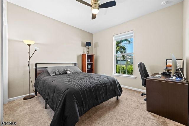 7079 Chapel Creek LN, North Fort Myers, FL 33917