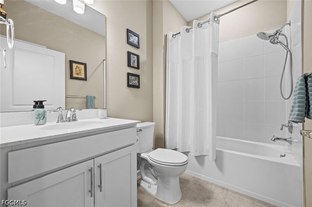 7079 Chapel Creek LN, North Fort Myers, FL 33917