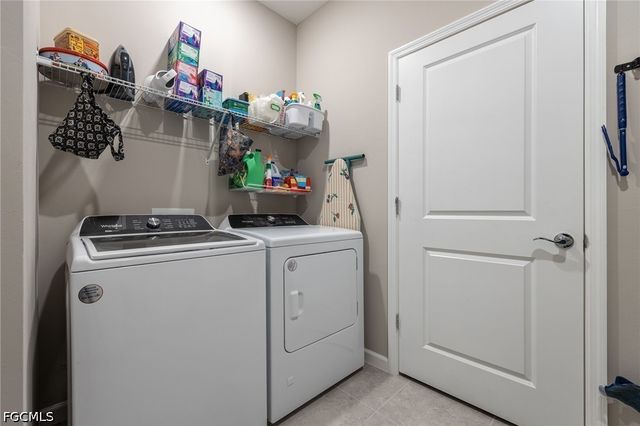 7079 Chapel Creek LN, North Fort Myers, FL 33917