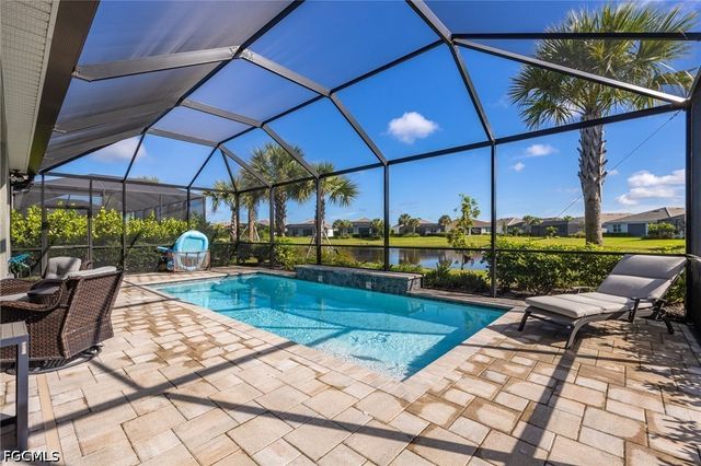7079 Chapel Creek LN, North Fort Myers, FL 33917