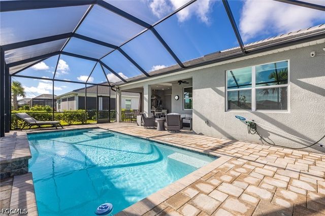 7079 Chapel Creek LN, North Fort Myers, FL 33917
