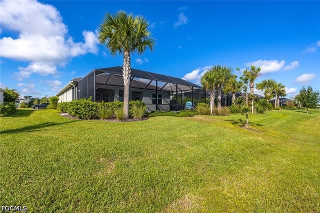 7079 Chapel Creek LN, North Fort Myers, FL 33917