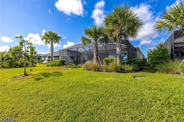 7079 Chapel Creek LN, North Fort Myers, FL 33917
