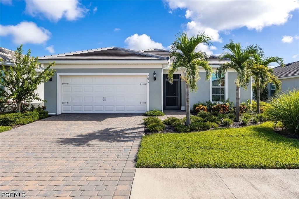7079 Chapel Creek LN, North Fort Myers, FL 33917