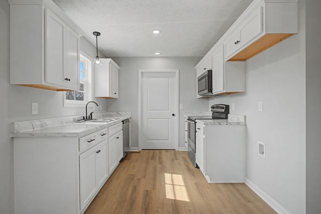 2333 Claude Fox Rd, Cornersville, TN 37047