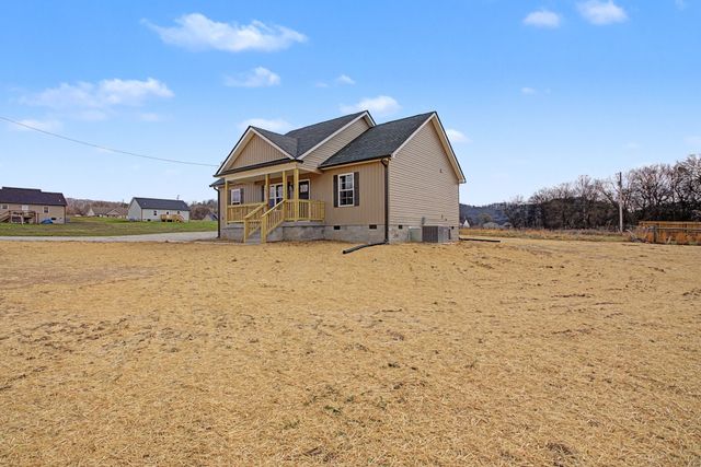 2333 Claude Fox Rd, Cornersville, TN 37047