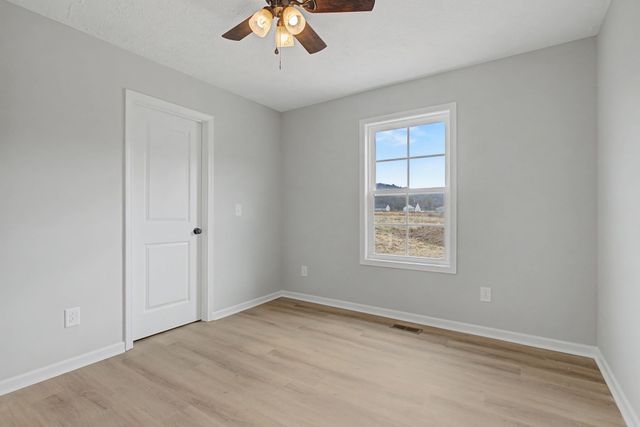 2333 Claude Fox Rd, Cornersville, TN 37047