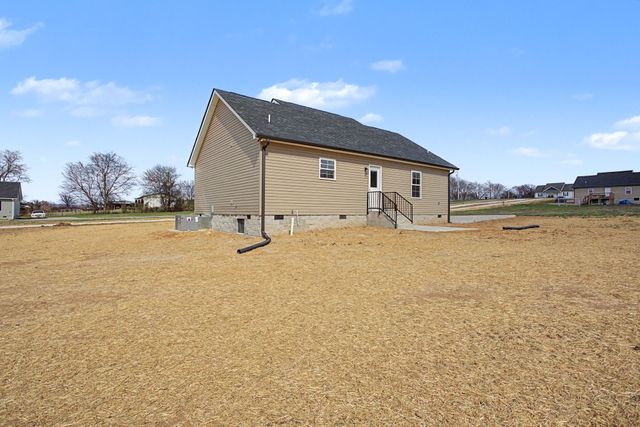 2333 Claude Fox Rd, Cornersville, TN 37047