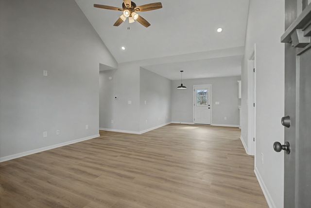 2333 Claude Fox Rd, Cornersville, TN 37047