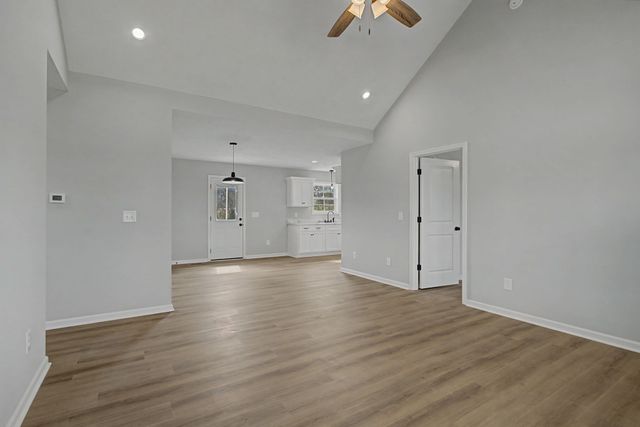 2333 Claude Fox Rd, Cornersville, TN 37047