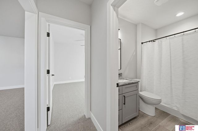 9132 Lucena Drive, Lincoln, NE 68520