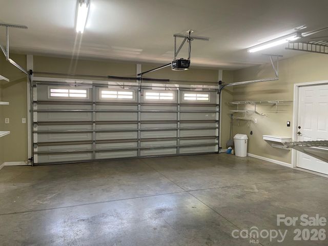 489 26th Avenue NE, Hickory, NC 28601