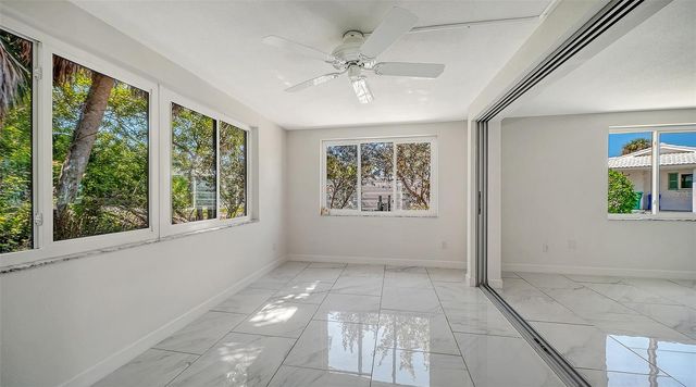 554 SPANISH DRIVE S, Longboat Key, FL 34228