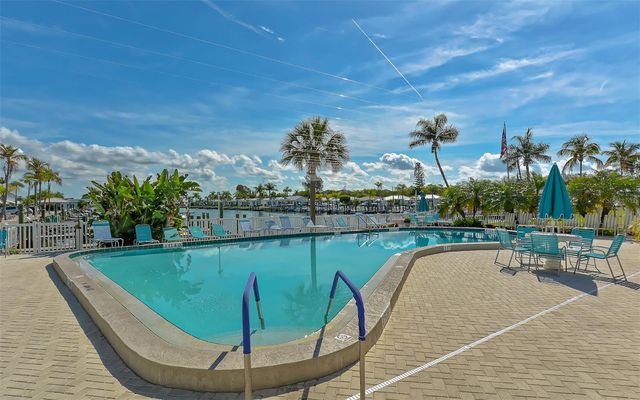 554 SPANISH DRIVE S, Longboat Key, FL 34228