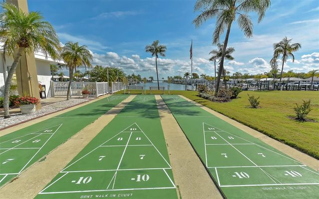 554 SPANISH DRIVE S, Longboat Key, FL 34228