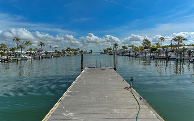 554 SPANISH DRIVE S, Longboat Key, FL 34228