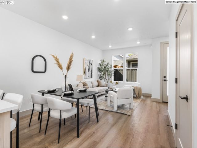 8657 Se 15th Ave, Portland, OR 97202