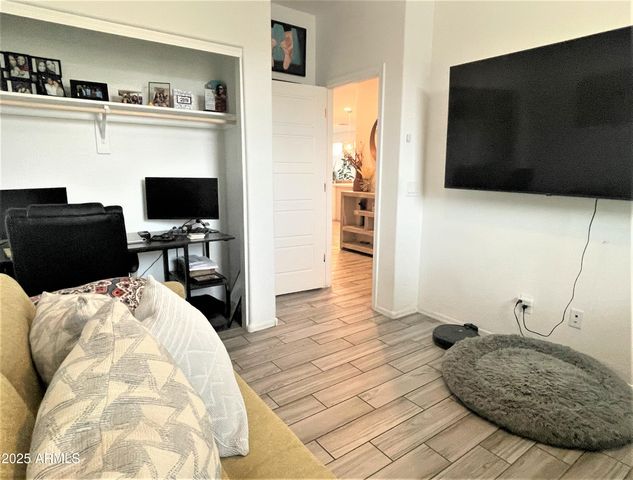 2822 W Apollo Road, Phoenix, AZ 85041