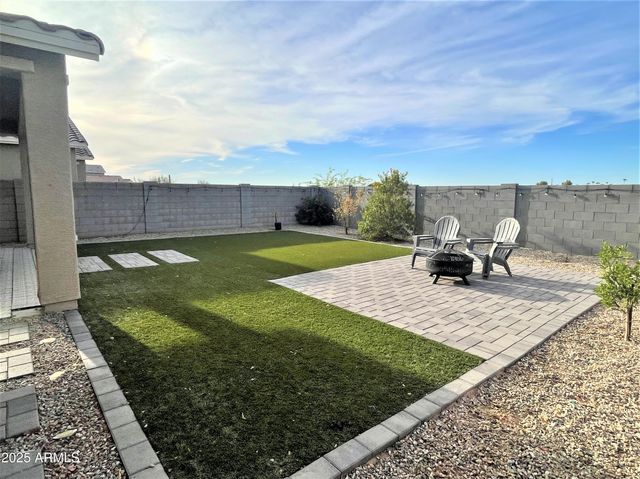 2822 W Apollo Road, Phoenix, AZ 85041