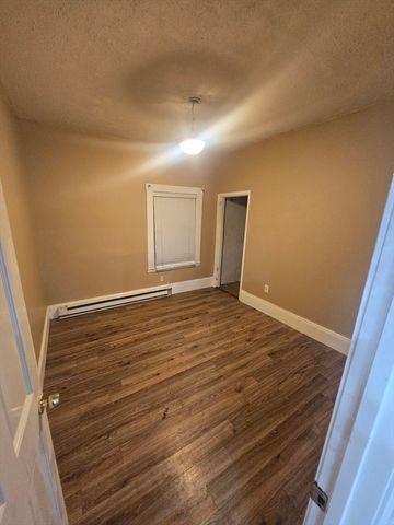 380 Grafton Street 1, Worcester, MA 01604