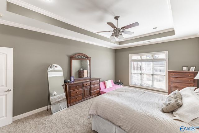 22932 Ledges Drive, Athens, AL 35613