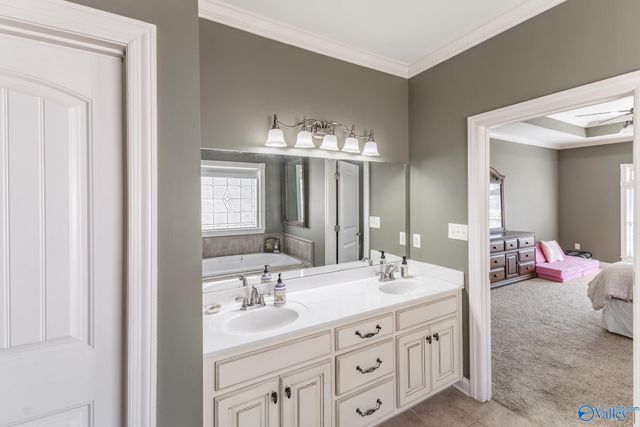 22932 Ledges Drive, Athens, AL 35613