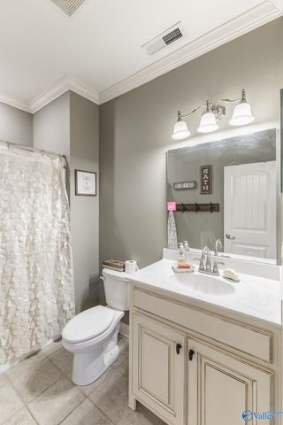 22932 Ledges Drive, Athens, AL 35613