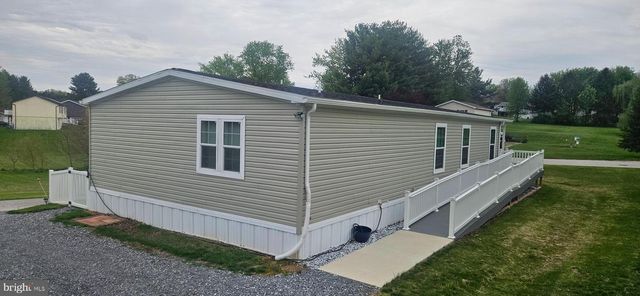 173 SMEACH DR, Hanover, PA 17331