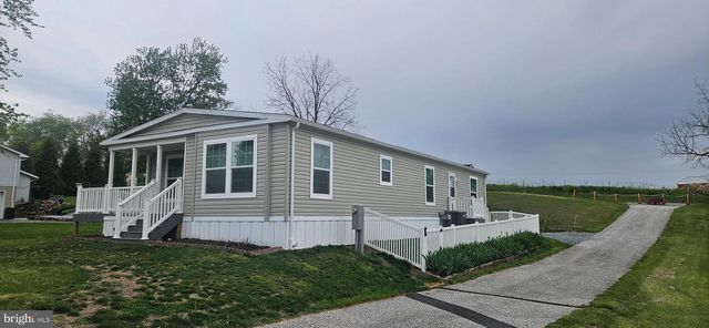 173 SMEACH DR, Hanover, PA 17331