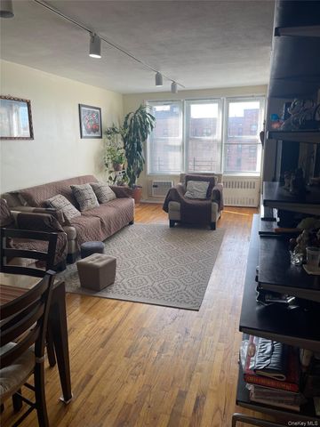 100-26 67 Road 6E, Forest Hills, NY 11375