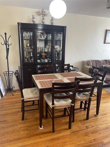 100-26 67 Road 6E, Forest Hills, NY 11375