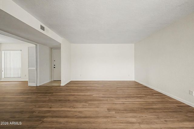 5227 N 24TH Street 201, Phoenix, AZ 85016