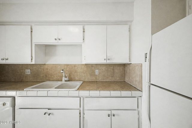 5227 N 24TH Street 201, Phoenix, AZ 85016