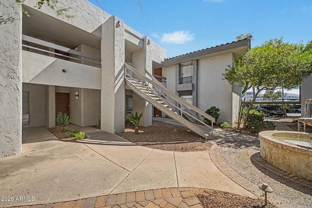 5227 N 24TH Street 201, Phoenix, AZ 85016