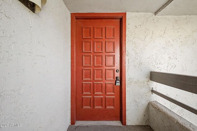 5227 N 24TH Street 201, Phoenix, AZ 85016