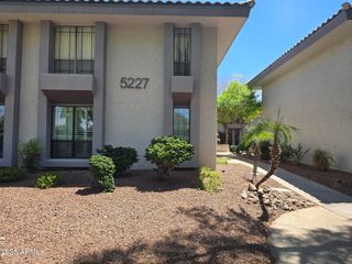 5227 N 24TH Street 201, Phoenix, AZ 85016