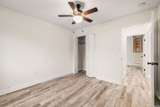 1122 Midnight, San Antonio, TX 78260