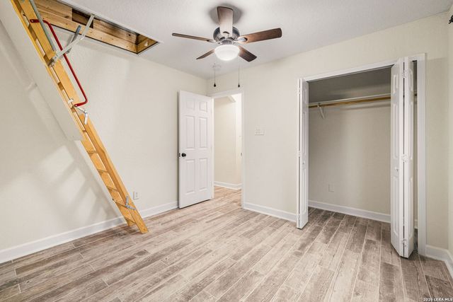 1122 Midnight, San Antonio, TX 78260