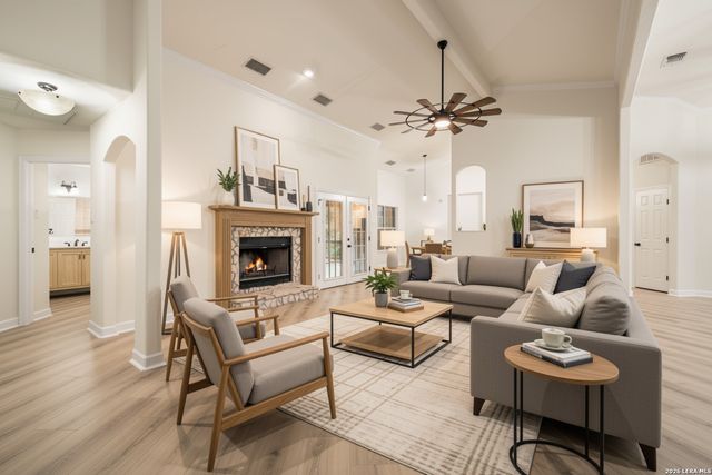 1122 Midnight, San Antonio, TX 78260