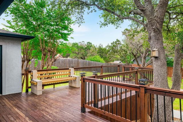 1122 Midnight, San Antonio, TX 78260