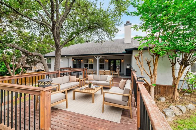 1122 Midnight, San Antonio, TX 78260
