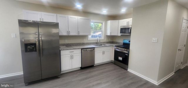 2511 EDGEWOOD DR, Ruther Glen, VA 22546