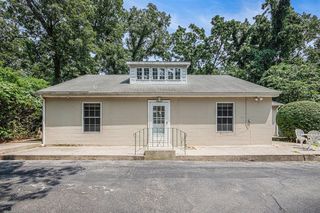 49209 Howard Avenue, New Buffalo, MI 49117